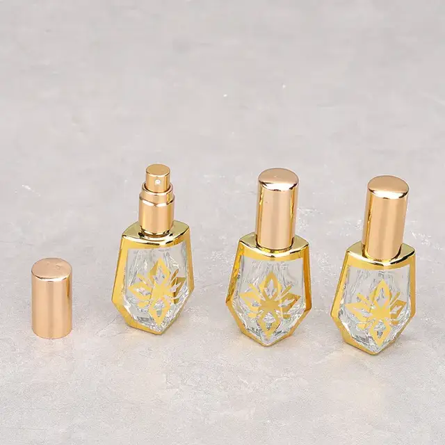 Glass Sample Spray Bottles view 2